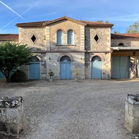 Lodge Enjoy Summer At Chateau De Monbrison, For Four Guests Saint-Michel (Tarn-et-Garonne)