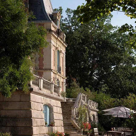 Enjoy Summer At Chateau De Monbrison, For Four Guests * Saint-Michel (Tarn-et-Garonne)